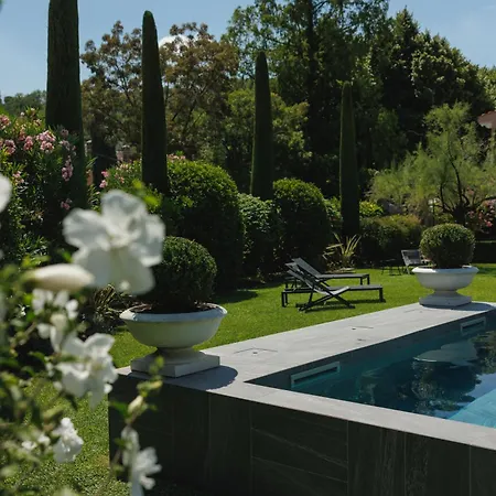 Couette-café Relais Borghetto 4*