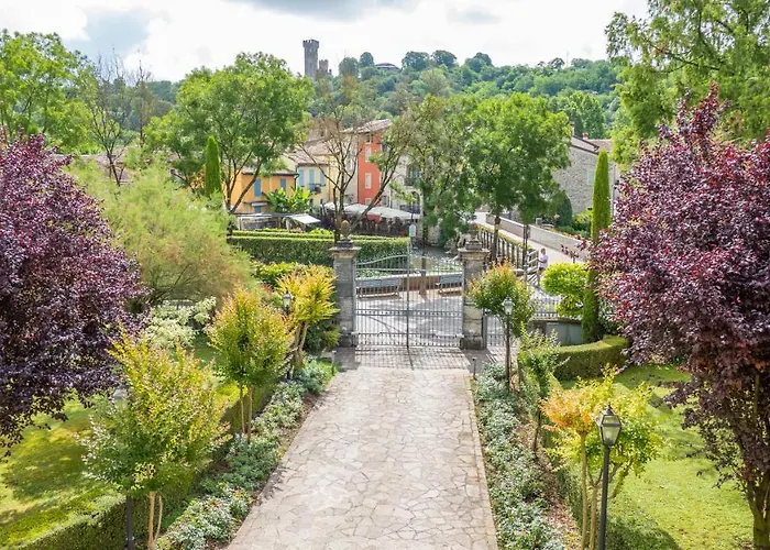 Relais Borghetto ヴァレッジョ・スル・ミンチョ