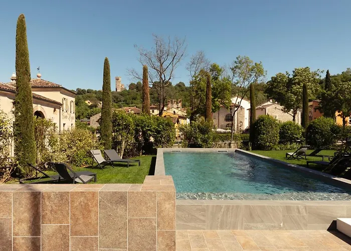 Relais Borghetto ヴァレッジョ・スル・ミンチョ