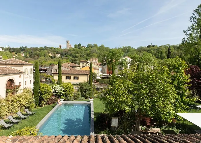 Relais Borghetto 4*