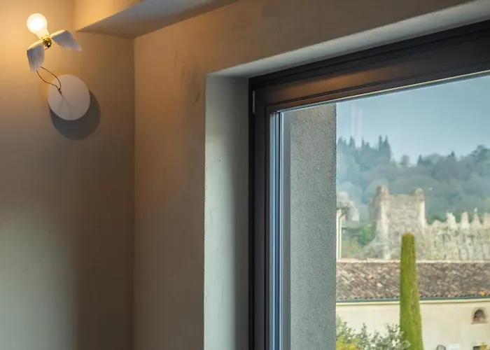 Relais Borghetto Nocleg ze śniadaniem 4*